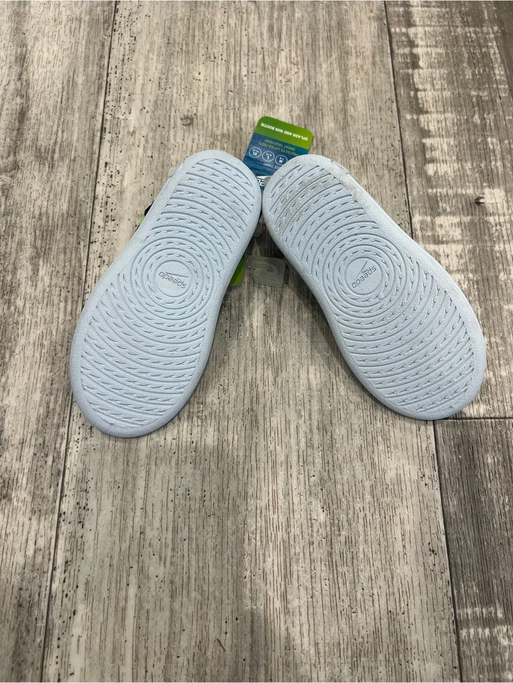 Speedo Neon Green & Black Kids Water Slip-Ons Size M (7-8)